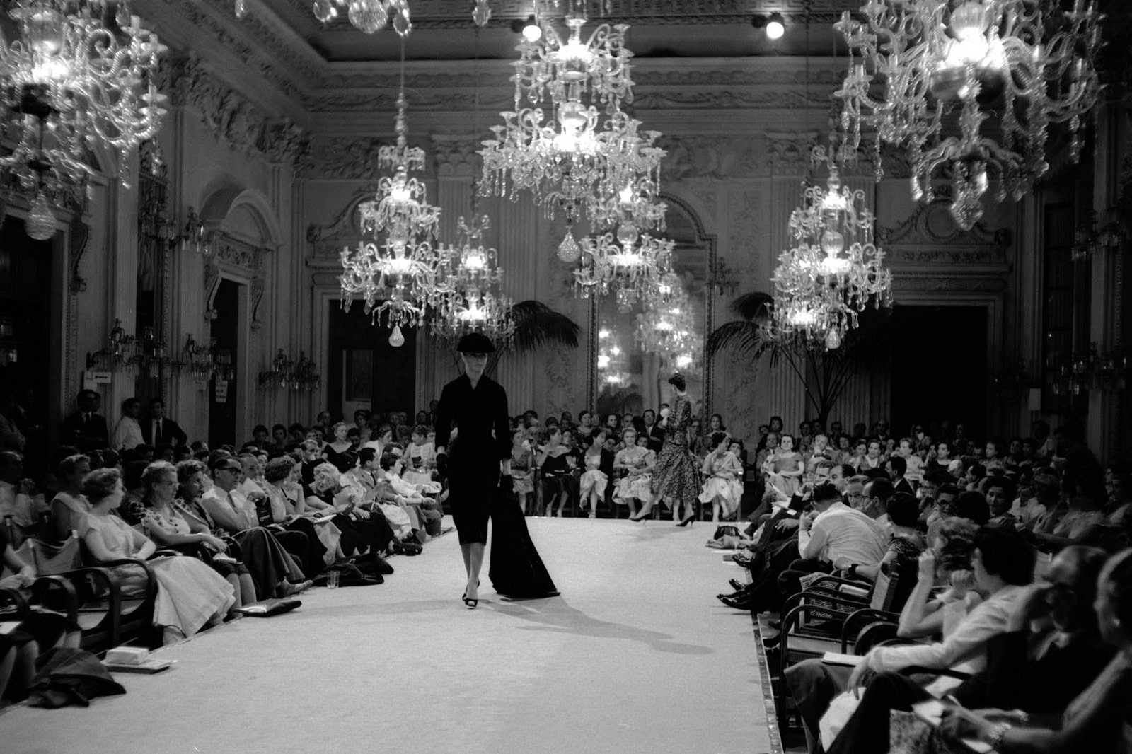 Valentino Fashion Show, Salla Bianca, Palazzo Pitti, Firenze, 1964