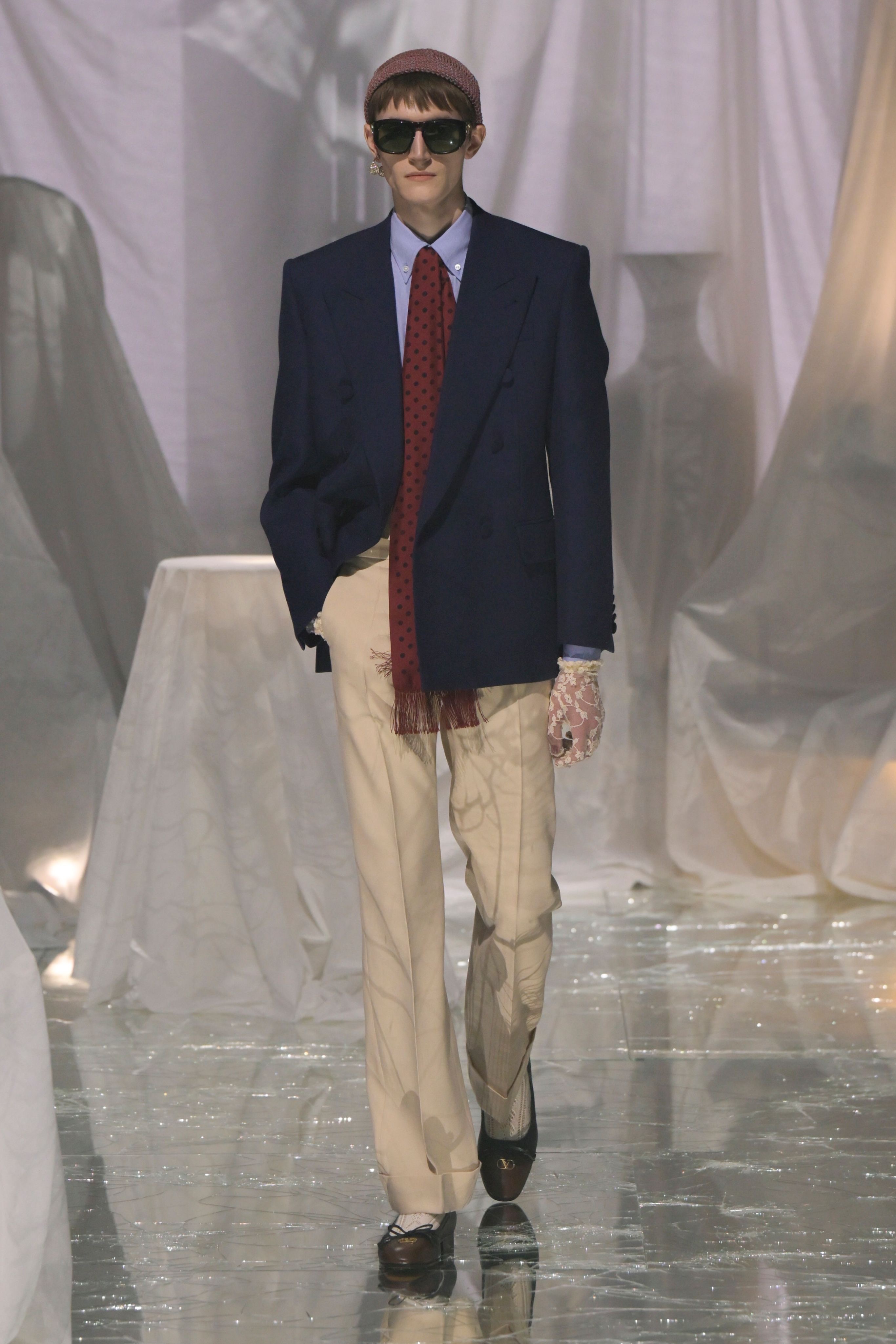 Valentino Spring 2025 Ready-To-Wear  