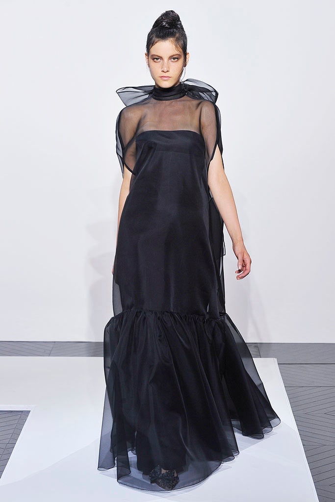  Valentino Fall 2010 Couture Collection