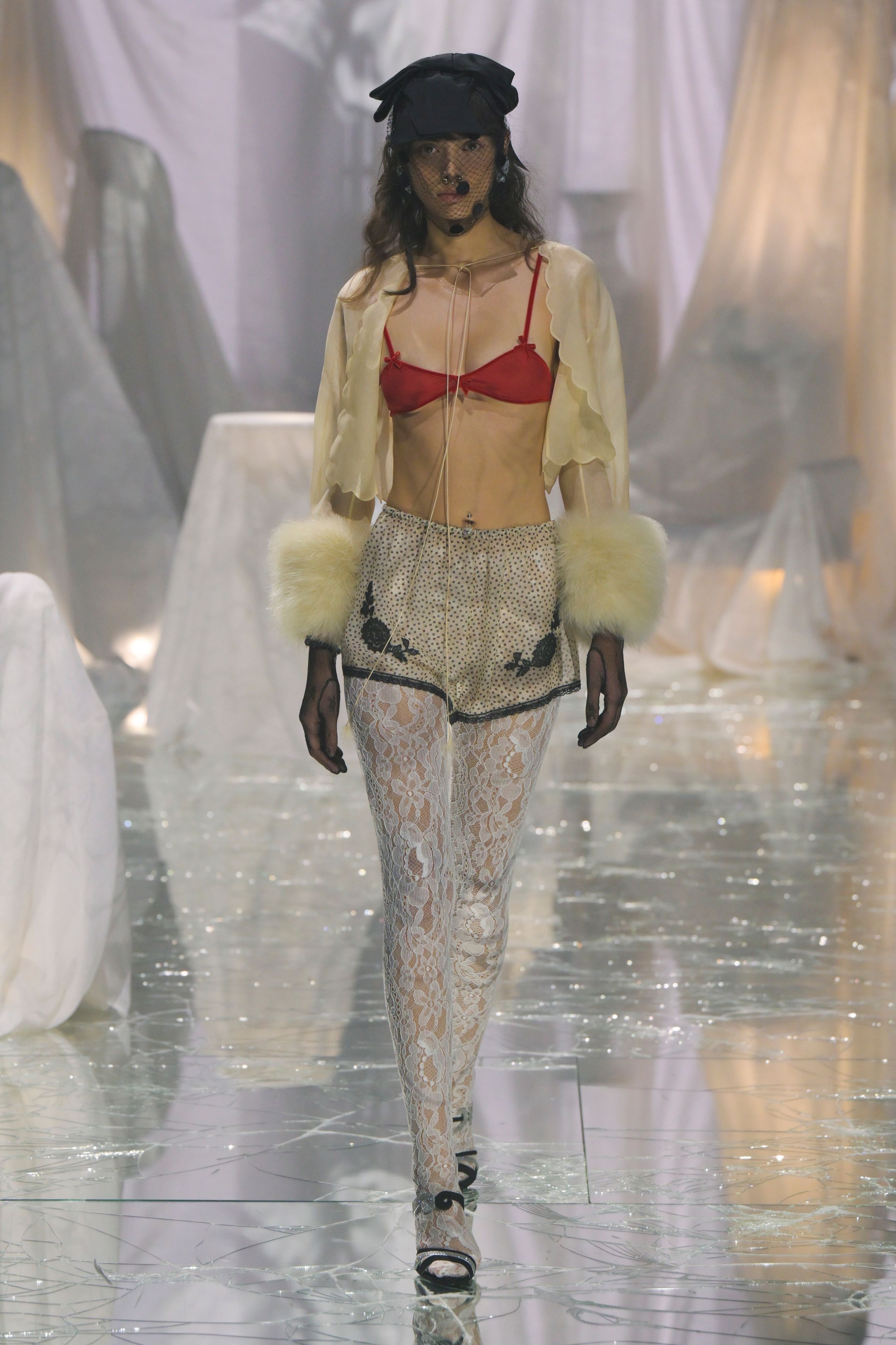 Valentino Spring 2025 Ready-To-Wear  