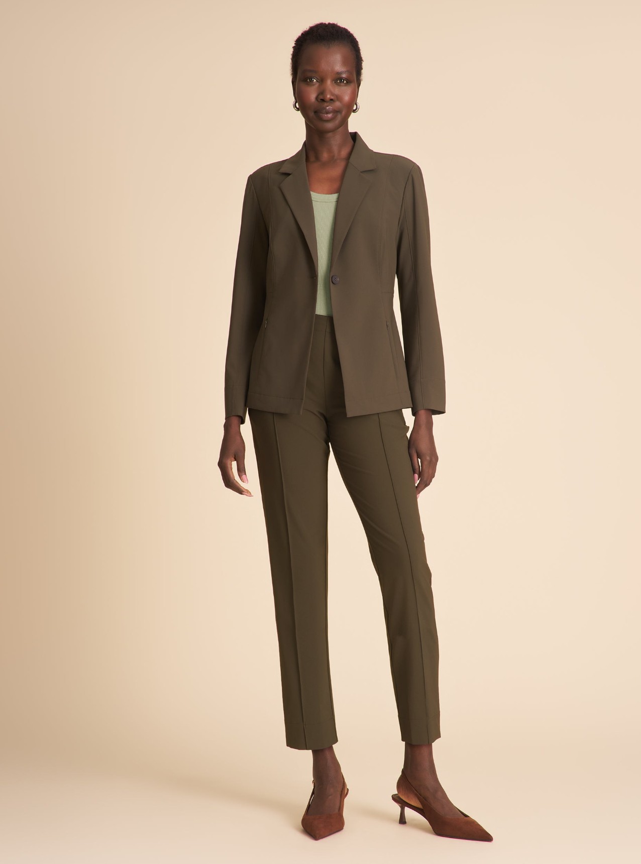 The M.M.LaFleur Colby Pant showing a clean, high-waisted pull-on silhouette.