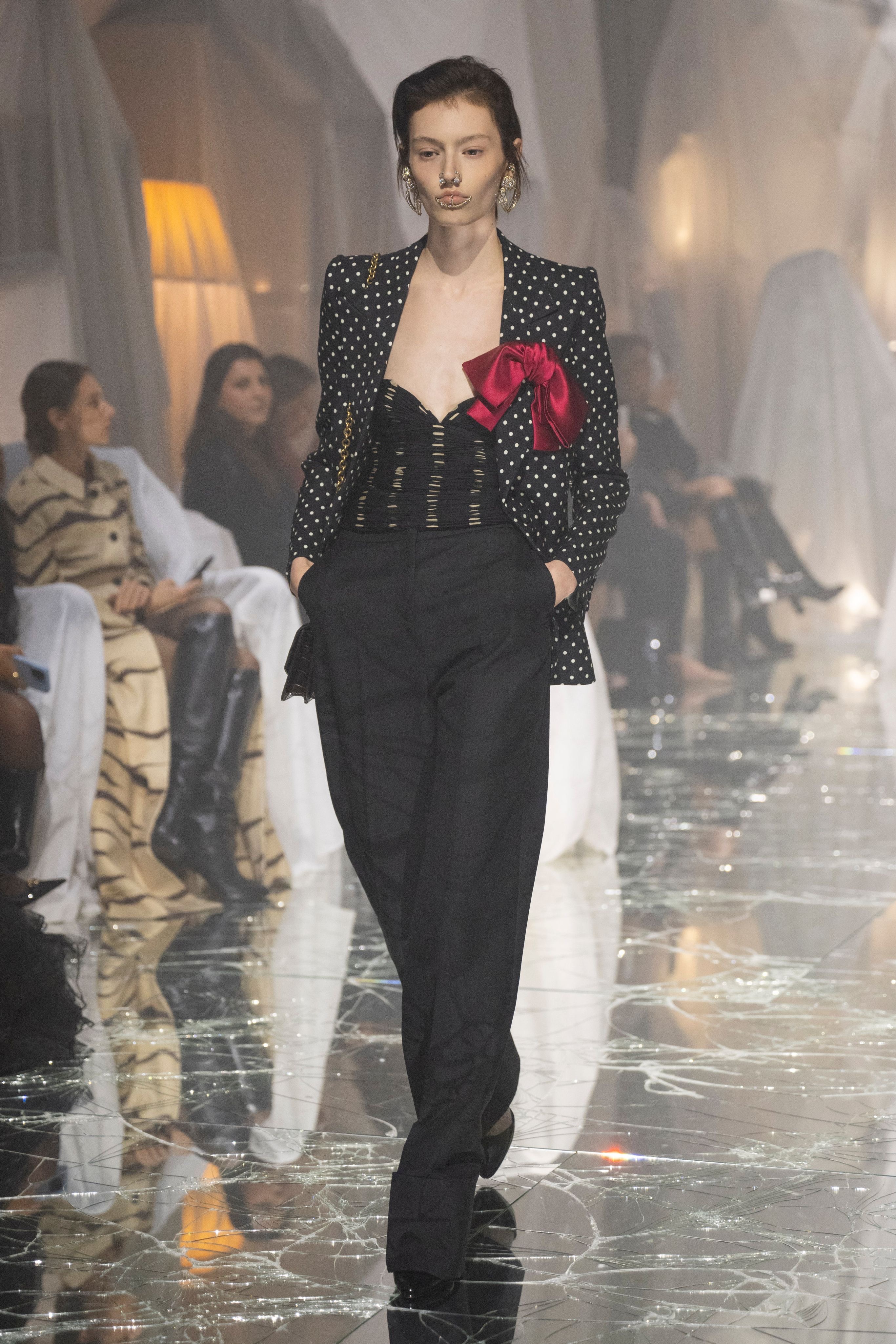 Valentino Spring 2025 Ready-To-Wear  