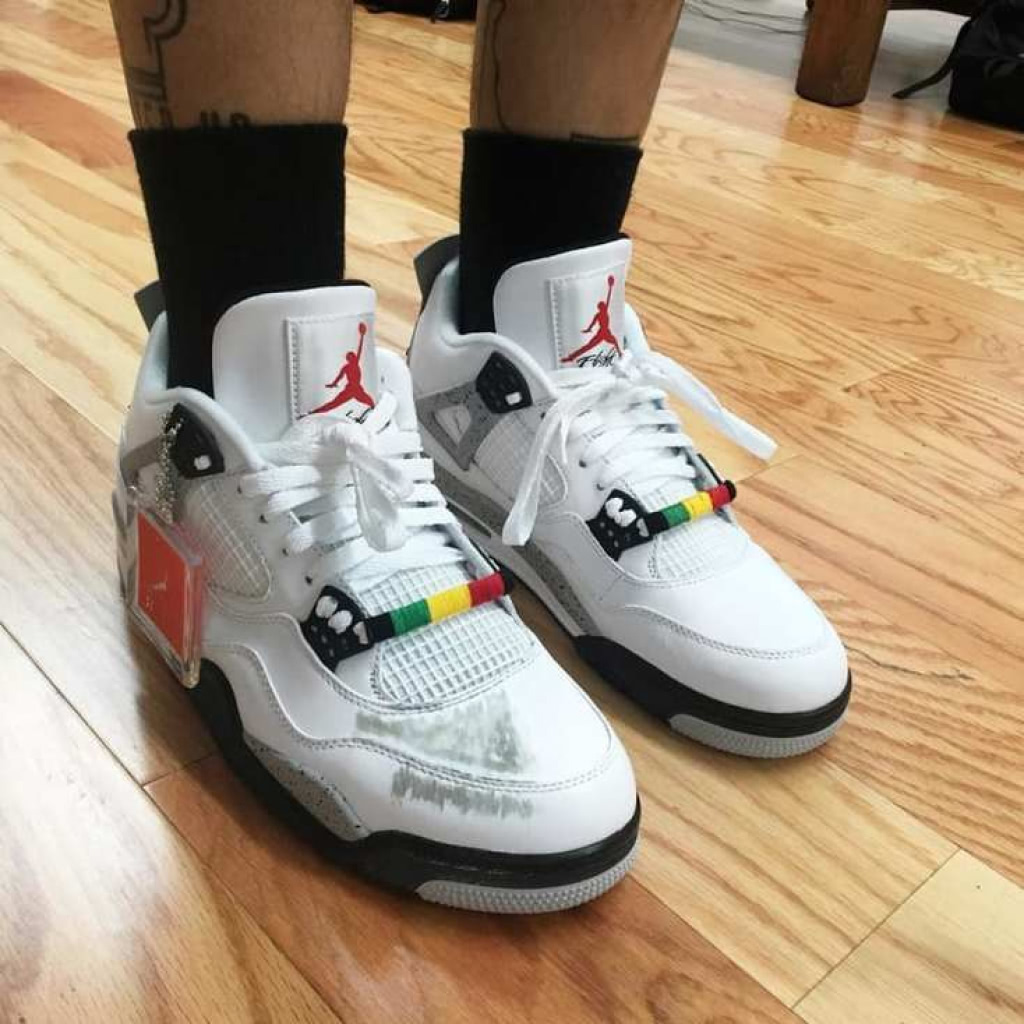 Air Jordan 4 "Do the Right Thing" on the feet