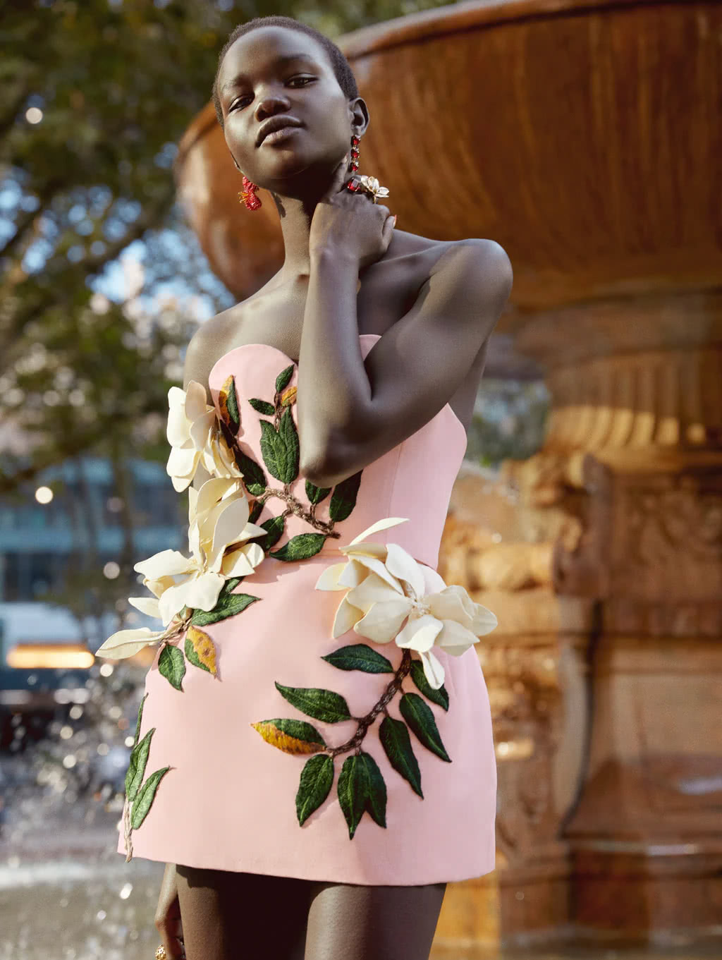 Oscar de la Renta 2022 Spring Floral Details