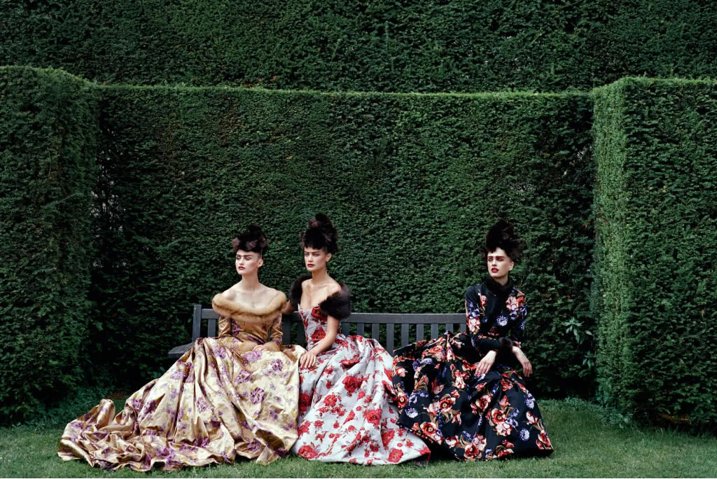 Oscar de la Renta Couture Gowns